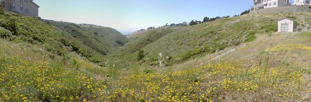 View from within the San Andreas Fault where it runs from Daly City into the Pacific Ocean.