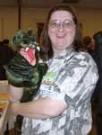 Tylyddar gives a fellow dragon a hand. (FC2002)